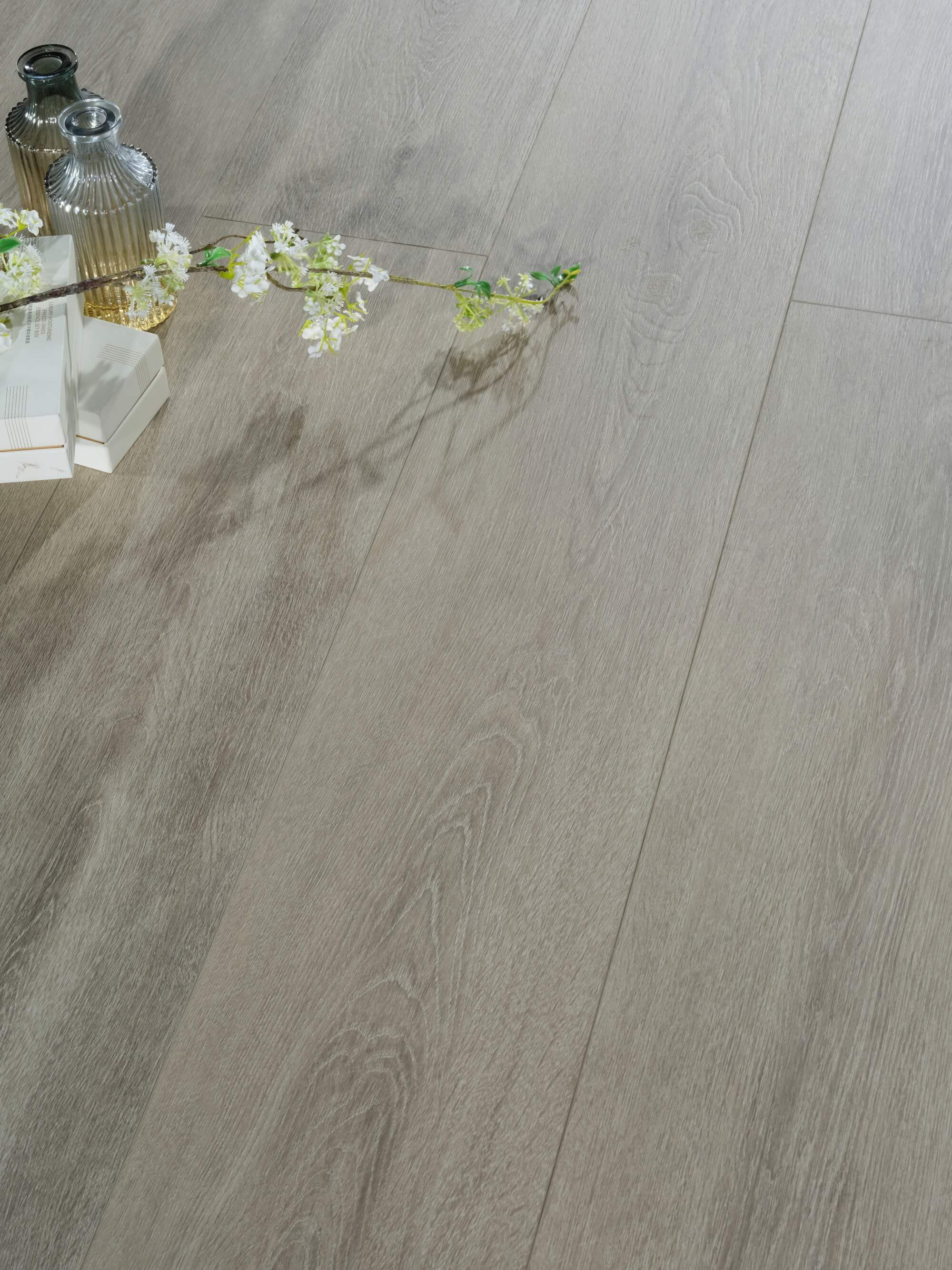 5G 12mm 1.794sqm Water Resistance Laminate Flooring - 1 series 1.5m 115